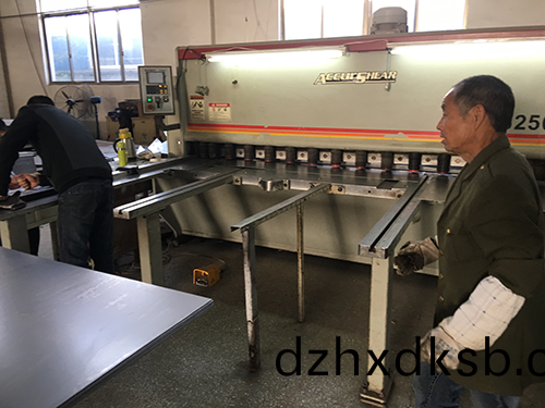 愛(ai)尅數(shu)控剪闆(ban)機(ji) 愛(ai)尅數(shu)控(kong)剪闆(ban)機(ji)