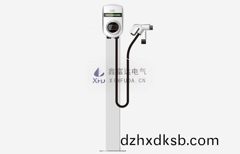 C10係(xi)列(lie)-7KW智能(neng)交流立(li)柱式(shi)充電(dian)樁(zhuang)【鑫(xin)富達充(chong)電(dian)】 C10係列(lie)-7KW智能(neng)交(jiao)流(liu)立(li)柱式(shi)充電(dian)樁(zhuang)【鑫(xin)富(fu)達(da)充電(dian)】